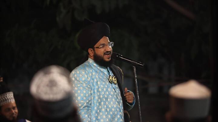 मुफ्ती सलमान अजहरी के जरिए यूट्यूब पर दी गई जानकारी के मुताबिक वह 'जामिया रियाजुल जन्नाह', 'अल-अमन एजुकेशन एंड वेलफेयर ट्रस्ट' और 'दारुल अमन' के संस्थापक हैं. इसमें लिखा गया है कि मौलाना के फॉलोवर्स दुनियाभर में फैले हुए हैं.