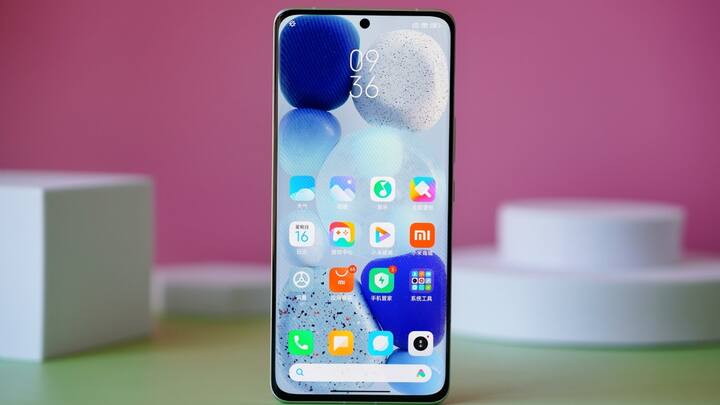 इस फोन का डिस्प्ले भी काफी शानदार होने वाला है. फोन के बारे में लीक हुई रिपोर्ट के मुताबिक शाओमी के इस अपकमिंग स्मार्टफोन में 6.67 इंच की 2K AMOLED स्क्रीन दी जा सकती है, जिसका रिफ्रेश रेट 120Hz होगा. इस फोन के डिस्प्ले में सिक्योरिटी के लिए अल्ट्रासोनिक इन-डिस्प्ले फिंगरप्रिंट स्कैनर भी दिया जा सकता है.