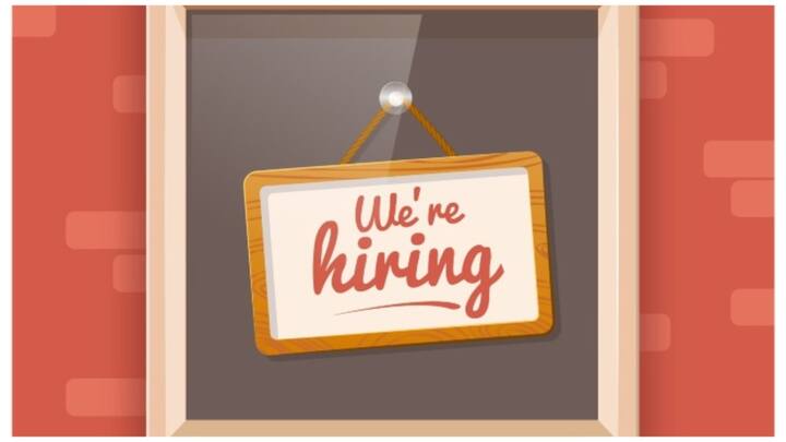 आवेदन करने, नोटिस देखने और इन पदों का डिटेल जानने के लिए दिल्ली यूनिवर्सिटी की आधिकारिक वेबसाइट पर जा सकते हैं. ऐसा करने के लिए डीयू की ऑफिशियल वेबसाइट का पता ये है – du.ac.in.