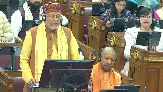 UP Budget 2024 Yogi Government Made Record Finance Minister Suresh Khanna  Presented Biggest Budget | UP Budget 2024: योगी सरकार ने बनाया रिकॉर्ड, वित्त  मंत्री सुरेश खन्ना ने पेश किया सबसे ...