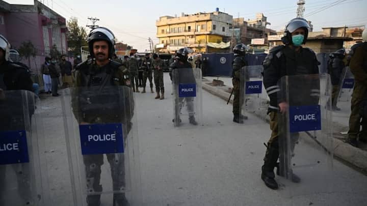 Pakistan Attack police station cops killed hurt 10 Pak Cops Killed, 6 Hurt In Attack On Police Station Ahead Of Feb 8 Polls