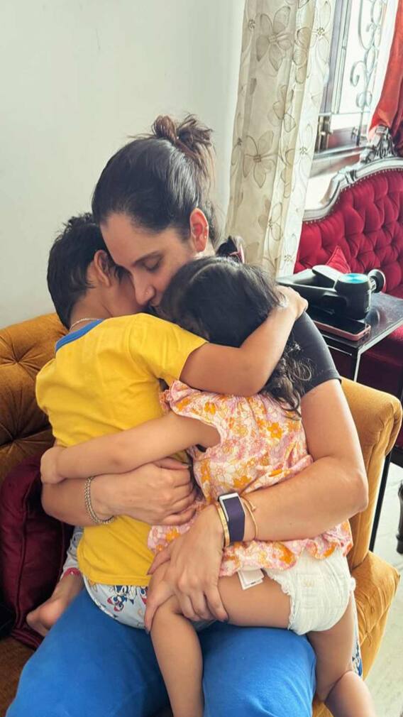 सानिया मिर्झाची मुलांसोबत भावूक पोस्ट!