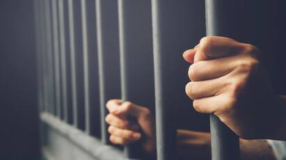 63 Inmates In Lucknow Jail Test HIV Positive In Alarming Surge HIV Positive: 63 கைதிகளுக்கு எச்.ஐ.வி பாதிப்பு! அச்சத்தில் உறைந்த சிறை நிர்வாகம்...என்ன நடக்கிறது?
