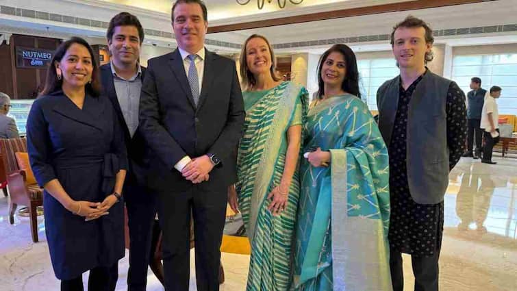 Foreign Diplomat tell Indian Cuisine As Their Favourite Food And bollywood Actor love for hindi language 'बटर चिकन, जलेबी...', खाने से लेकर एक्टर तक, विदेशी राजनयिकों ने बताई अपनी पसंद