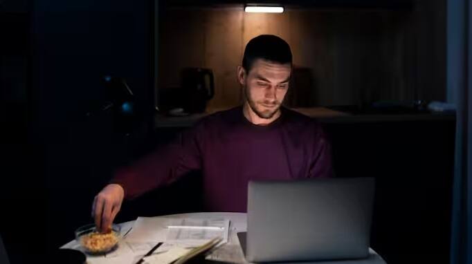 તાજેતરના સંશોધનો દર્શાવે છે કે બલ્બ અને ટ્યુબ લાઇટ જેવા કૃત્રિમ પ્રકાશના સતત સંપર્કમાં રહેવાથી ટાઇપ 2 ડાયાબિટીસનું જોખમ વધે છે.