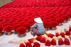 यहां सेल्फी ली तो पक्का कटेगी जेब, लोगों ने इसे ही बना लिया कमाई का तरीका