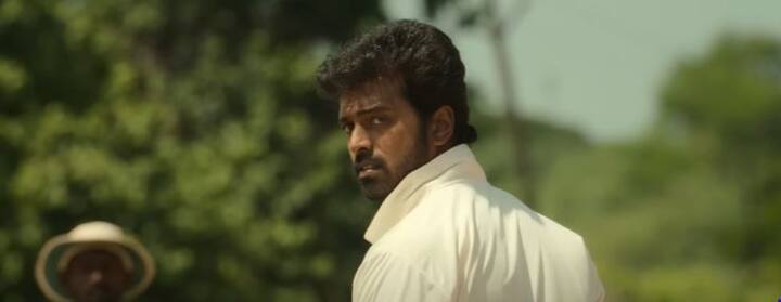 லால் சலாம் படத்தின் ட்ரெய்லர், நேற்று மாலை 7 மணிக்கு வெளியாகும் என்று எதிர்பார்க்கப்பட்டது. இருப்பினும், ஒரு சில காரணங்களால் இரவு 9 மணிக்கு மேல்தான் ட்ரெய்லர் வெளியானது.