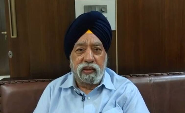 paramjit singh sarna distorting sikh history says dsgmc Punjab News: ਪਰਮਜੀਤ ਸਿੰਘ ਸਰਨਾ 'ਤੇ ਸਿੱਖ ਇਤਿਹਾਸ ਨੂੰ ਤੋੜ ਮਰੋੜ ਕੇ ਪੇਸ਼ ਕਰਨ ਦੇ ਇਲਜ਼ਾਮ, ਜਥੇਦਾਰ ਨੂੰ ਭੇਜੀ ਸ਼ਿਕਾਇਤ