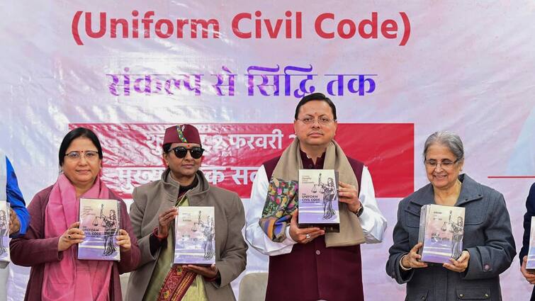 Uniform Civil Code Uttarakhand tables Uniform Civil Code UCC Bill amid Opposition protest Uniform Civil Code: ఉమ్మ‌డి పౌరస్మృతి తొలిరాష్ట్రంగా ఉత్త‌రాఖండ్- అస‌లేంటిది? వివాదాల మాటేంటి?