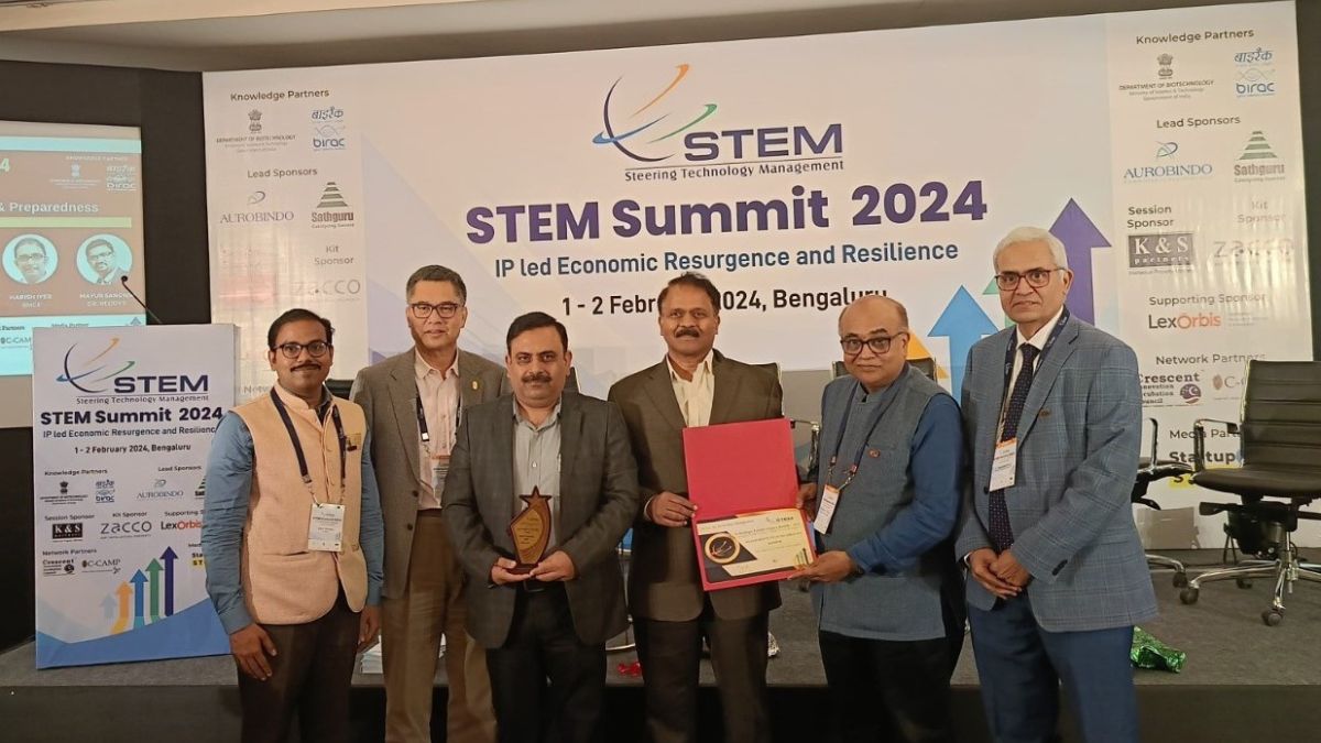 IIT Kanpur Bags STEM Impact Awards 2024 For Impactful Technology ...