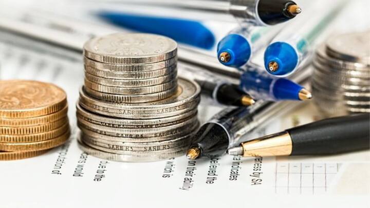 ITR 5 ফর্ম পার্টনারশিপ ফার্ম, কোম্পানি, LLP ইত্যাদির জন্য প্রযোজ্য। কোনও একক করদাতা এই ফর্ম পূরণ করে আয়কর জমা দিতে পারবেন না। ছবি- পিক্সাবে