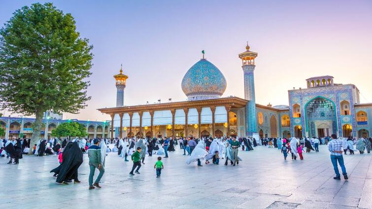 Indians do not need visas to travel to Iran and iran goverment conditions Iran Visa: இந்தியர்களுக்கு அடித்த ஜாக்பாட்! ஈரான் செல்ல விசா வேண்டாமா? என்ன மேட்டர்!