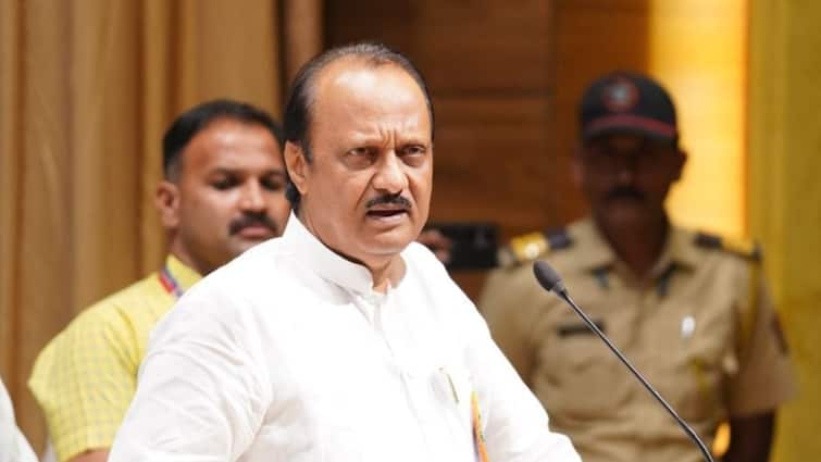 NCP Party Symbol Name Row Ajit Pawar Said Ig Sharad Pawar factipn will go SC we will do same ANN NCP पर फैसले के बाद क्या शरद पवार नई पार्टी बनाएंगे? अजित पवार ने दो टूक में दिया ये जवाब