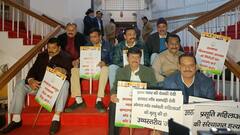 कांग्रेस को मिला BSP का साथ, विधानसभा में धरने पर बैठक विधायक, लगाया मनमानी का आरोप