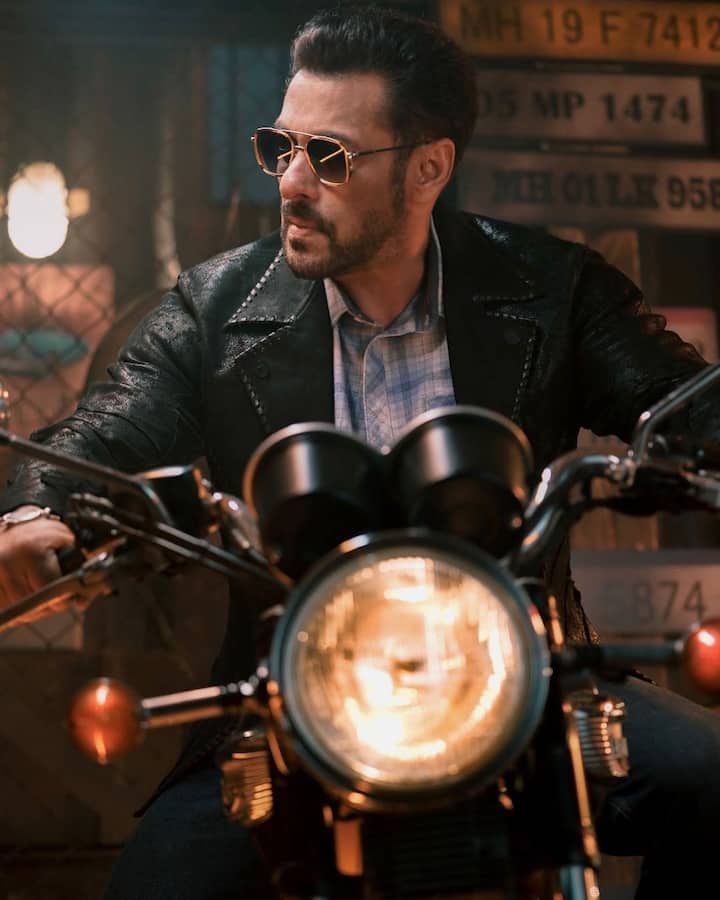 प्रोजेक्ट के बारे में ज्यादा जानकारी नहीं है लेकिन सलमान की ये फिल्म धमाकेदार होने वाली है.