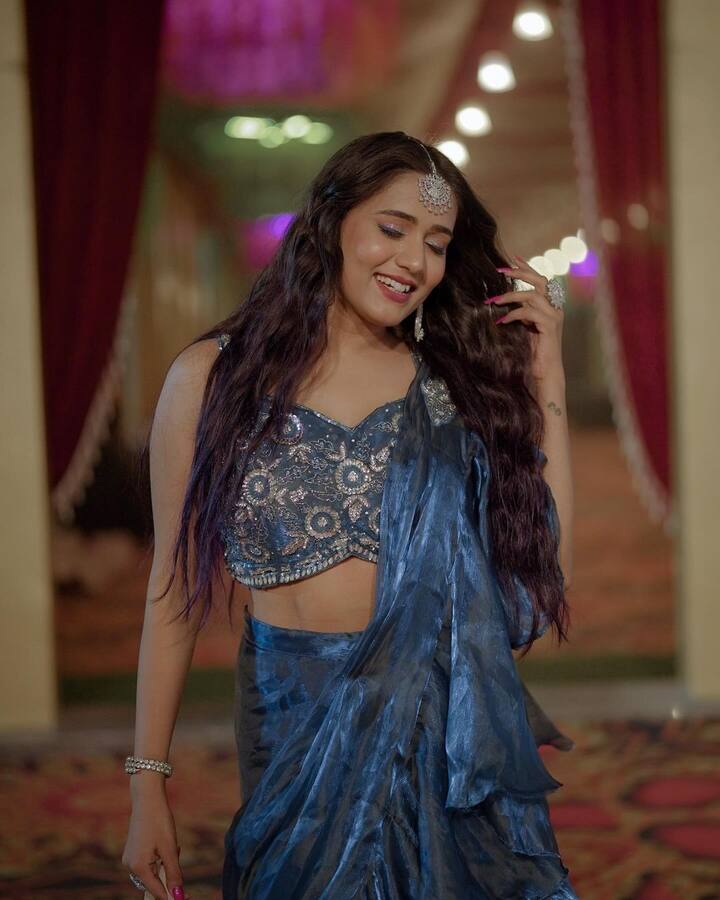 ગરિમાના ચાહકો પણ તેના આ ટ્રેડિશનલ લૂકને લાઈક કરી રહ્યા છે.