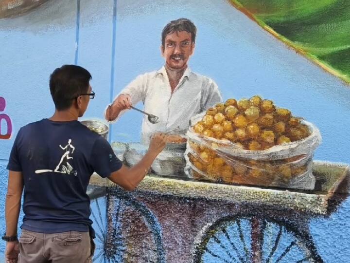 சிங்கப்பூர் மற்றும் ஸ்பெயின் நாடுகளில் இருந்து ஓவியர்கள் வருகை தந்துள்ளனர்.