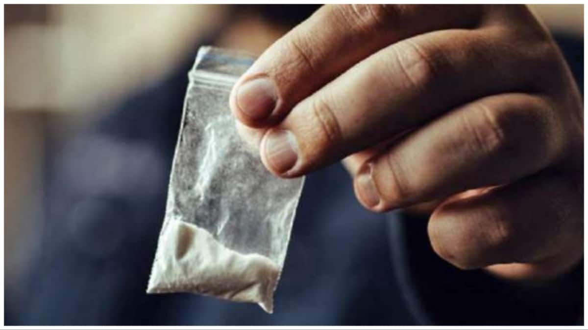 अफीम, इंजेक्शन और शराब... आंकड़ों से समझिए कौन सा नशा सबसे ज्यादा करते हैं भारतीय?