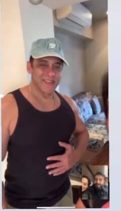 Salman Khan का ट्रांसफॉर्मेशन देख दंग रह गए लोग, फैंस के साथ दिए ऐसे पोज