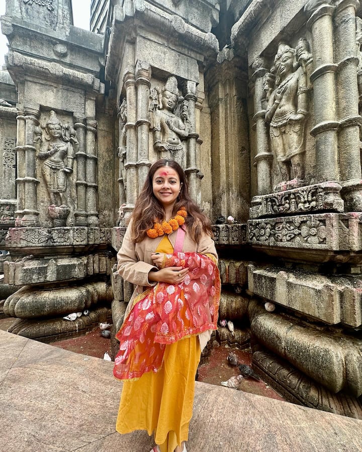 या शोमध्ये कावेरी प्रियम, पारस अरोरा आणि देवोलीना मुख्य भूमिकेत दिसले होते. अभिनेत्रीने 'फर्स्ट सेकंड चान्स' या वेब सीरिजमध्येही काम केले आहे.(pc:devoleena/ig)