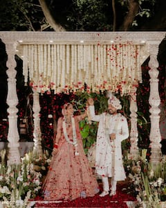 'बदतमीज दिल' एक्ट्रेस Asmita Sood ने बॉयफ्रेंड सिद्ध मेहता संग गोवा में लिए सात फेरे, कपल ने लिपलॉक कर मनाया शादी का जश्न