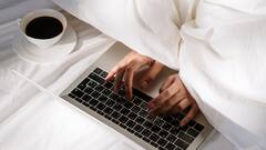 Health Tips :अनेकांना घरून काम करायला आवडते मात्र 'हे' आहेत तोटे !