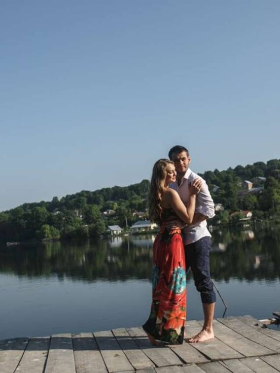 इंडिया से बाहर मनाना चाहते हैं वैलेंटाइन वीक? ये देश हैं बेस्ट