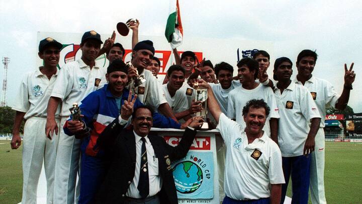 U19 World Cup 2000: भारत ने पहली बार अंडर19 वर्ल्ड कप 2000 जीता था. उस भारतीय टीम के कप्तान मोहम्मद कैफ थे. उसके बाद से टीम इंडिया 5 बार अंडर-19 वर्ल्ड कप खिताब अपने नाम कर चुकी है.