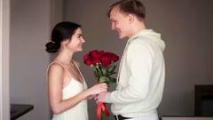 Valentine Day: વેલેન્ટાઇન ડે પર કોઇ હોટલમાં જવાનું વિચારી રહ્યા છો? તો જાણી લો આ જરૂરી નિયમો