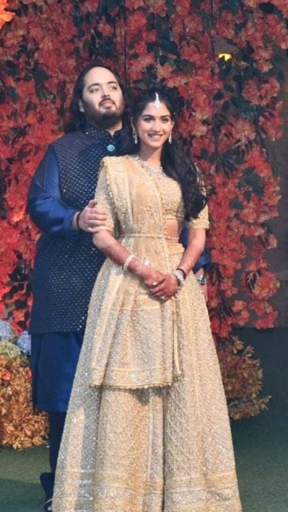 ফের বিয়ের সানাই আম্বানি পরিবারে, নাচে-গানে আসর জমাবে বলিউড