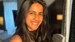 Niharika Konidela : క్యాండిడ్ లుక్​లో క్యూట్​గా నవ్వేస్తున్న నిహారిక