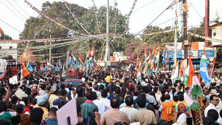 Addressing a gathering, the Wayanad MP claimed that the BJD supports the BJP in Parliament and disrupts Congress proceedings at the BJP's behest, emphasizing the Congress's role in opposing the BJD-BJP alliance for the benefit of the people of Odisha. (Image Source: Congress Media Cell)