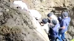 जानमगर में बोरवेल में गिरा बच्चा, 9 घंटे बाद सुरक्षित बाहर निकाला गया, इलाज के लिए अस्पताल में भर्ती