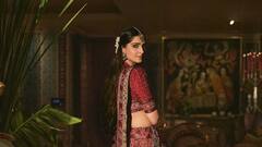 Sonam Kapoor : सोनम कपूरने नेसली 35 वर्षे जुनी साडी, पाहा फोटो!