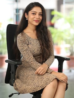 Varsha Bollamma: 'విరూపాక్ష'తో పోలికలు, పెళ్లి పుకార్లు, 'ఊరు పేరు భైరవకోన' సంగతులు - వర్ష బొల్లమ్మ ఇంటర్వ్యూ