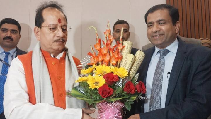 Deputy CM Vijay Kumar Sinha took charge of Bihar Agriculture Department ann Bihar Politics: डिप्टी सीएम विजय सिन्हा ने कृषि विभाग किया पदभार ग्रहण, बताया विकास को लेकर NDA का रोड मैप