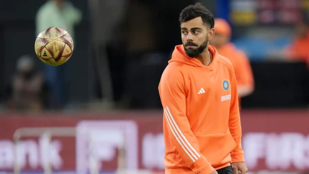 Virat Kohli may miss remaining Tests against England Virat Kohli: టీమిండియాకు బిగ్‌ షాక్‌!, కోహ్లీ అందుబాటులోకి రాడా?