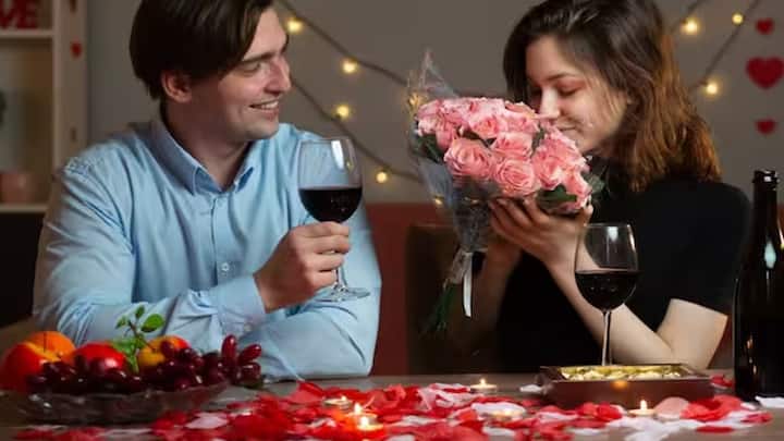 Valentine's Day 2024: પ્રેમ એક એવી લાગણી છે જે ઘણીવાર આપણને સ્પર્શે છે. પરંતુ ઘણી વખત આપણે આપણી જાતને આ પ્રશ્નથી ઘેરી લઈએ છીએ કે શું ખરેખર મને પ્રેમ થઇ ગયો છે?