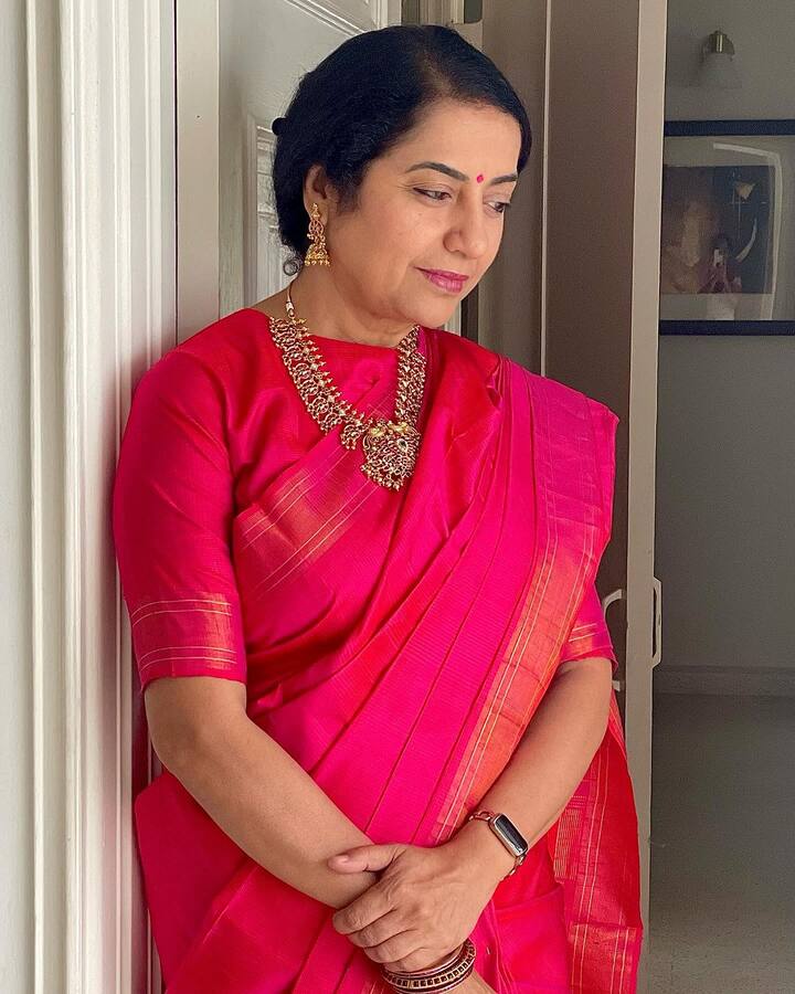 கோலிவுட்டின் ரொமாண்டிக் இயக்குநரான மணிரத்னத்தின் மனைவியான சுஹாசினி இயக்கிய ‘இந்திரா’எனும் திரைப்படம் மாநில விருதைப் பெற்றது.
