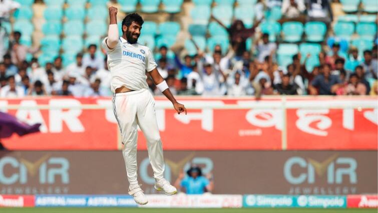 Jasprit Bumrah becomes first Indian fast bowler to be ranked No1 in Tests Jasprit Bumrah: నెంబర్‌ వన్‌ బౌలర్‌ బుమ్రా, తొలి భారత ఫాస్ట్‌ బౌలర్‌గా ఖ్యాతీ