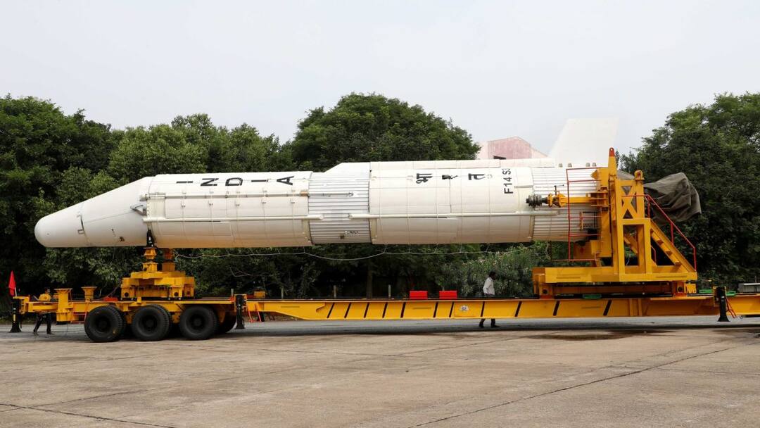 मौसम की जानकारी, आपदा का सटीक पूर्वानुमान लगा पाएगा भारत, ISRO 17 फरवरी को लॉन्च करेगा नया सैटेलाइट ISRO will launch weather satellite INSAT 3DS for meteorological and disaster warning मौसम की जानकारी, आपदा का सटीक पूर्वानुमान लगा पाएगा भारत, ISRO 17 फरवरी को लॉन्च करेगा नया सैटेलाइट