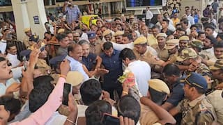 அமைச்சர் முத்துசாமியை தடுத்து நிறுத்திய மத்திய தொழில் பாதுகாப்பு படையினர் - கோவையில் பரபரப்பு