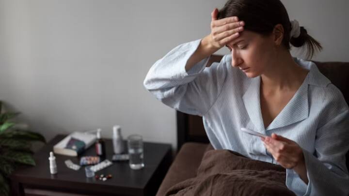 इसके अलावा मच्छरों के काटने पर कुछ गंभीर समस्याएं भी होती हैं. जैसे कुछ बच्चों और वयस्कों में मच्छर काटने के बाद इम्यून सिस्टम डिस-ऑर्डर हो जाता है. वहीं कुछ लोगों को हल्का और कुछ लोगों को तेज बुखार भी हो सकता है. इसके साथ ही त्वचा पर बड़े-बड़े लाल निशान पड़ सकते हैं.