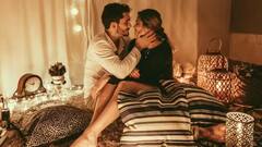 Valentine's Day 2024: રોમેન્ટિક ડેટ માટે ઘરે જ બનાવો પ્રેમભર્યો માહોલ, પાર્ટનર થઇ જશે ખુશ