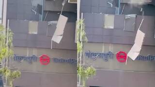Portion of Delhi Gokulpuri Metro Station Collapses 1 Dead 4 Injured Delhi Metro Rail: டெல்லி மெட்ரோ ரயில் நிலையத்தில் இடிந்து விழுந்த சுவர் - ஒருவர் உயிரிழப்பு!