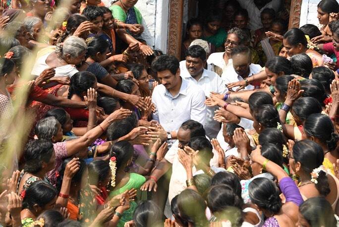 இந்நிலையில் ஜீவாவின் நடிப்பில் யாத்ரா 2 படம் வெளியாகியுள்ளது. ஆந்திர முதல்வர் ஒய்.எஸ்.ஜெகன் மோகன் ரெட்டியின் வாழ்க்கை வரலாற்றை மையமாக வைத்து எடுக்கப்பட்ட இப்படத்தில் ஜீவா ஒய்.எஸ்.ஜெகனாக நடித்துள்ளார்.