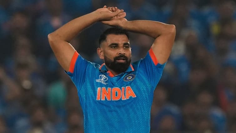 न रोहित, न विराट, तो कौन है टीम इंडिया का बेस्ट कप्तान?  शमी ने दिलचस्प जवाब दिया.