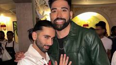 बॉलीवुड स्टार्स के बाद अब मोहम्मद सिराज भी ओरी के 'लपेटे' में आए, तस्वीर वायरल