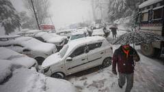 Jammu-Kashmir Snowfall : जम्मू-काश्मीरमध्ये हिमवर्षाव!