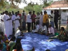 கரூர் அருகே பஞ்சாயத்து சிறப்பு கிராம சபைக்கூட்டத்திலேயே பஞ்சாயத்து ?